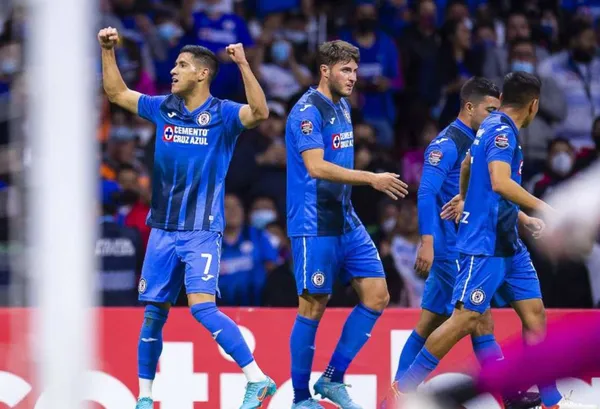 Juan Reynoso y Cruz Azul recibieron una buena noticia antes del duelo ante Pumas