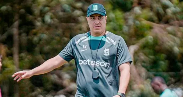 Juárez dirige en práctica al Atlético Nacional (Fuente: Marca)