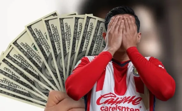 Jugador de Chivas se lamenta tras un fallo de gol (Fuente: IA X)