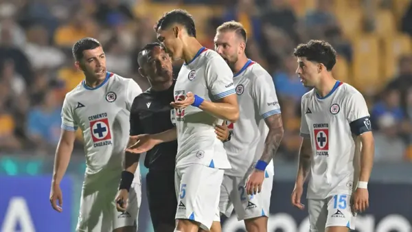 Jugadores de Cruz Azul (Foto: MEXSPORT)