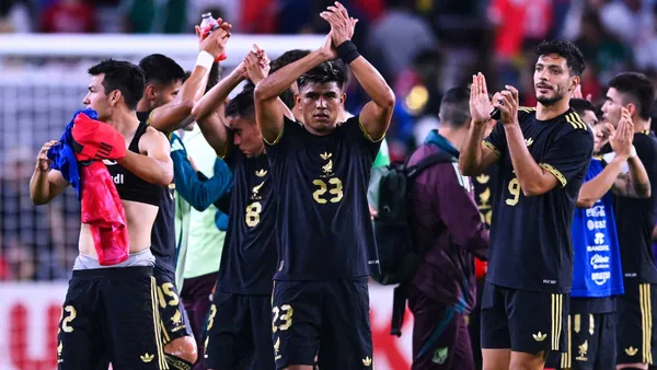 Jugadores de la selección mexicana después del partido ante Corea del Sur