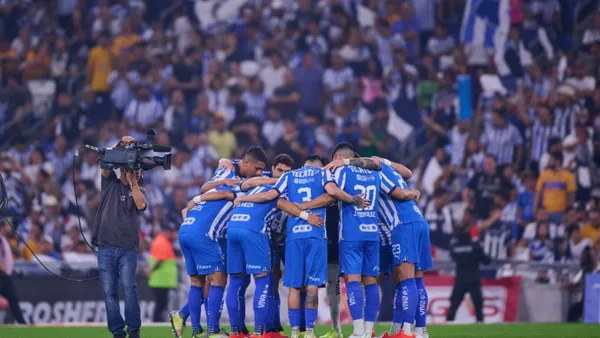 Jugadores de Pumas (Foto: TV Azteca)