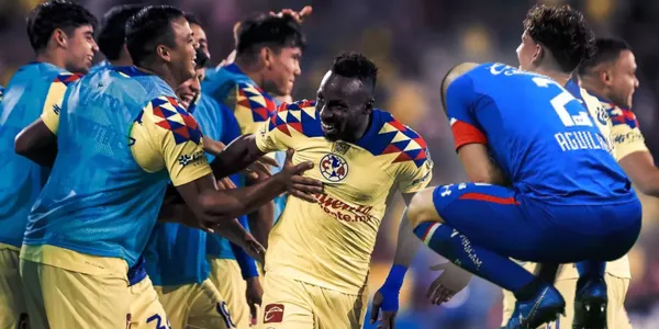 Jugadores del América festejando en el estadio Azteca / Foto: IMAGO7