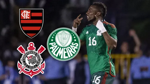 Julián Quiñones festejando su triplete en Arabia