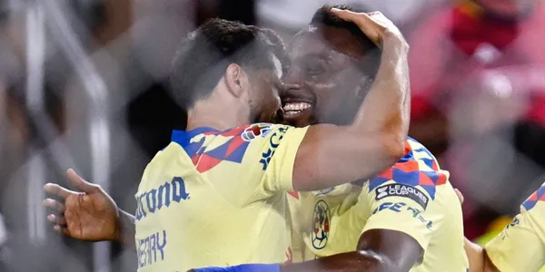 Julián Quiñones y el regalo que le dio Henry Martín a su llegada al América