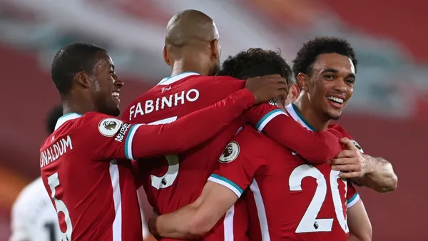 Jürgen Klopp ha puesto la mira en un jugador mexicano y no es Hirving Lozano.