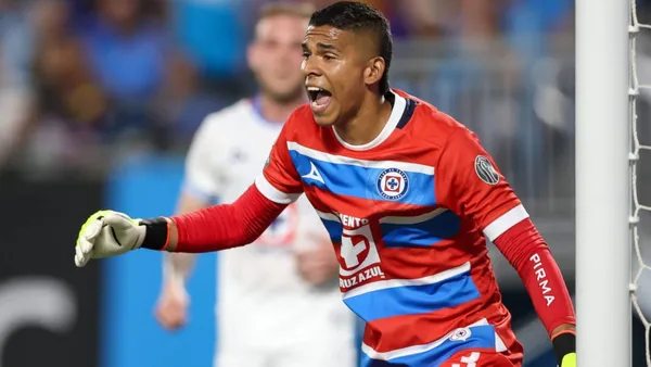 Kevin Mier en Cruz Azul (Foto: MEXSPORT)