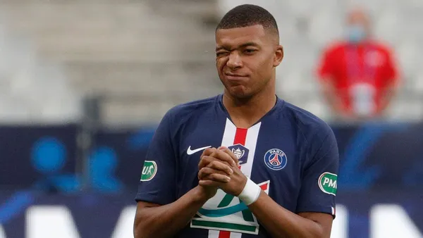 Kylian Mbappé es el jugador estrella del momento. El campeón del mundo con Francia es la gran referencia de los jóvenes, por su precoz carrera y su gran talento. Pero incluso un virtuoso del fútbol como él tiene a su ídolo. Entérate de quién es.