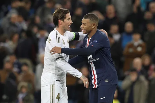 Kylian Mbappe es el jugador más veloz del mundo, un mote que le ha concedido la admiración de todos durante el Mundial de Rusia 2018. Una vez transcurrida esta competencia, el francés siguió haciendo de las suyas, y ahora está en la cima del estrellato.