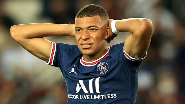Kylian Mbappé ha sonado para ser el refuerzo de lujo del Real Madrid para el próximo verano, pero un compañero suyo podría quitarle esa posibilidad.