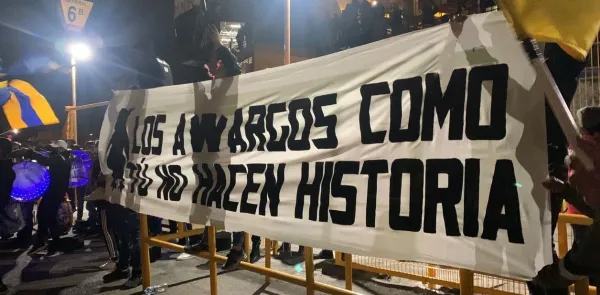 La actuación de los Rayados de Monterrey en el Mundial de Clubes FIFA aún sigue dando consecuencias: su clásico rival le dedicó una bandera.