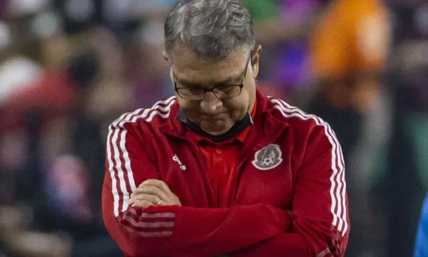 La afición del América ya encontró un jugador al cual culpar o tupir sobre la falta de jugadas de gol