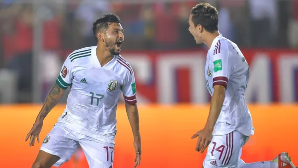 La baja de juego que presentan Jesús Manuel Corona y Sebastián Córdova son alarmantes, pues ambos son elementos de gran calidad.