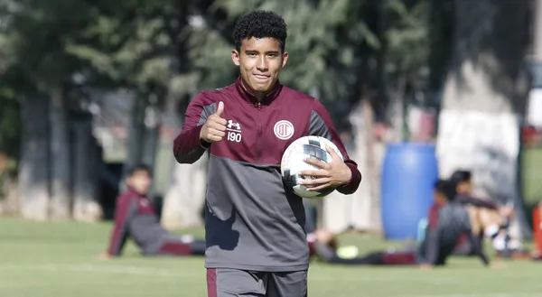 La joya escarlata deberá esperar para que pueda lograr ganarse un lugar