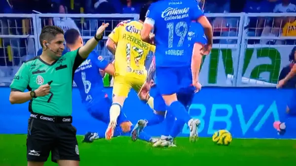 La jugada polémica que Óscar Mejía no pitó a favor del América
