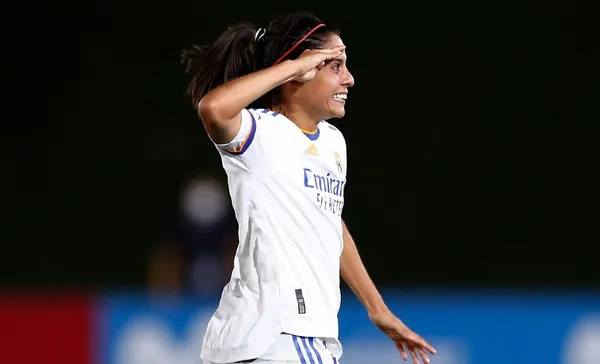 La jugadora mexicana estará por dos años más con la escuadra del Real Madrid.