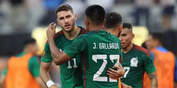 La lesión de Santiago Giménez llega en el peor momento, pues quería aprovechar su buen paso con el TRI