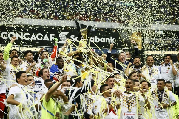 La Liga MX domina claramente el escenario internacional de la Concacaf, y es por ello que los equipos mexicanos están llegando a las finales. Descubre las otras finales protagonizadas por equipos aztecas.