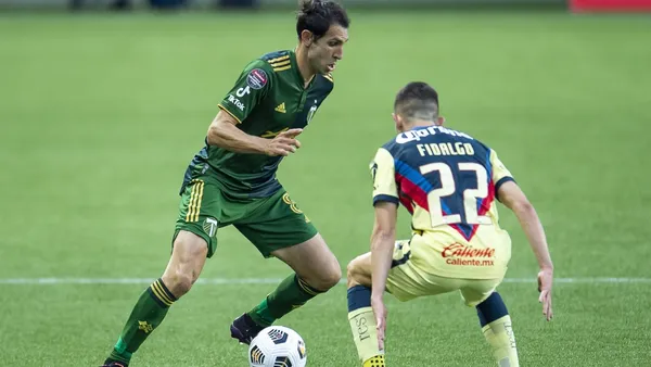 La Liga MX podría fusionarse en el futuro cercano con la MLS. Las consecuencias de esta operación son desconocidas hasta el momento, pero se habla de un gran rédito económico para los equipos mexicanos. Conoce los detalles del proyecto.