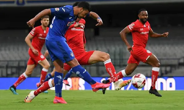 La Máquina recibe al Diablo.