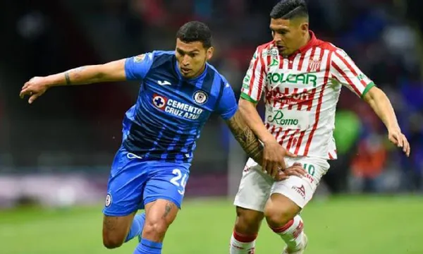 La Máquina y los Rayos en busca por un boleto a la Liguilla del fútbol mexicano.