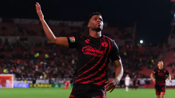 La Pantera Zúñiga hizo doblete ante Atlas temprano en el partido | Foto: MexSport