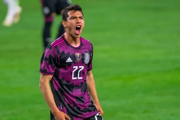 La razón por la que Hirving Lozano es mucho más letal en la selección mexicana que en el Napoli