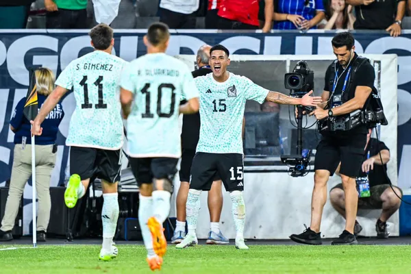 La Selección Mexicana busca amarrar el primer lugar del grupo.