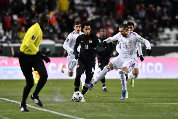 La Selección Mexicana cayó ante Canadá, y así perdió la paciencia Martinoli ante la inoperancia del equipo mexicano.