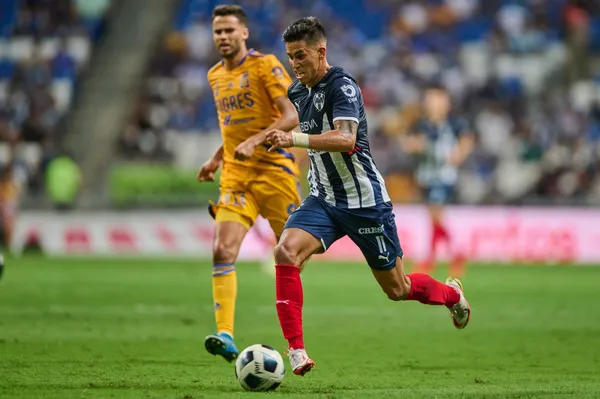 La trascendencia de la rivalidad en el fútbol regiomontano entre Tigres y Rayados sigue atravesando fronteras y así lo comparan en Brasil