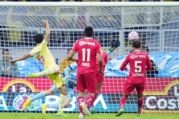 Las Águilas se meten al Infierno en búsqueda del liderato.