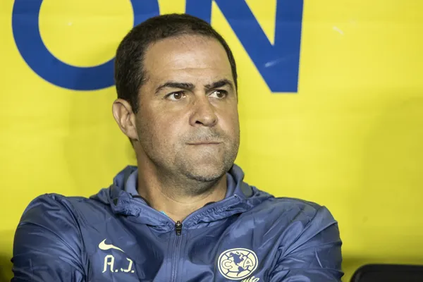 Las Águilas siguen sufriendo bajas y André Jardine tendría que ocupar esta alineación