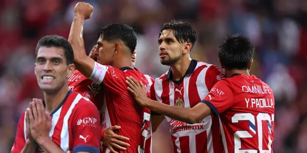 Limpia en Chivas, los 3 jugadores que saldrían del club además de Daniel Ríos