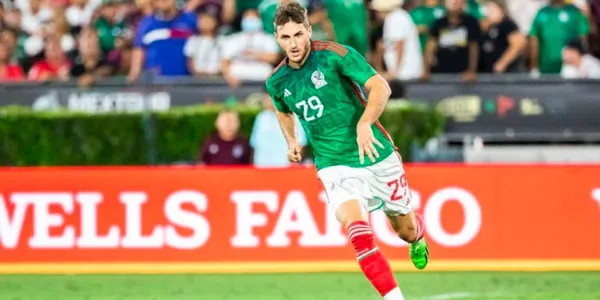 Lo que hizo Santi Giménez en redes tras ver el empate de México vs Polonia