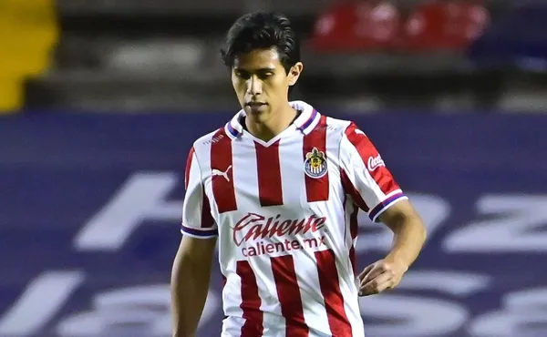 Los aficionados de Chivas les encantaría el regreso de los canteranos Javier “Chicharito” Hernández y Carlos Vela, pero estos dos delanteros están totalmente descartados