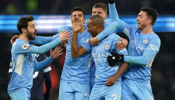 Los citizens están obligados a ganar