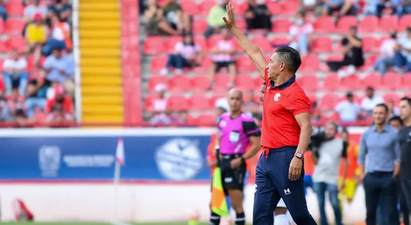 Los Diablos arrancaron con el pie derecho el torneo