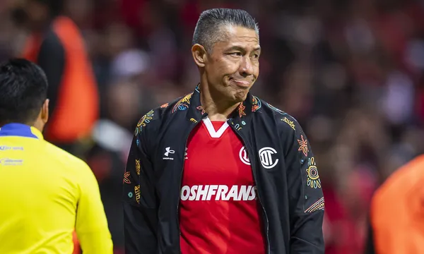 Los Diablos Rojos le pudieron dar un golpe de realidad a las Águilas y tienen la ventaja para avanzar a la Final