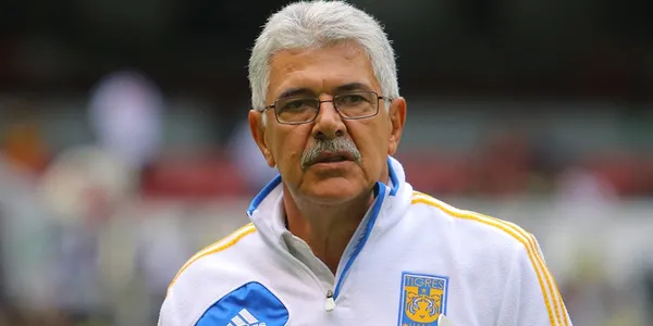 Los días pasan y aún no hay oficializada la renovación de Ricardo Ferretti, por lo que el entrenador tomó cartas en el asunto.
