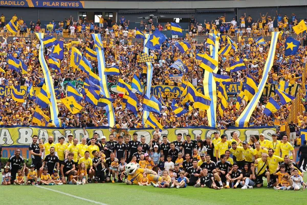 Los felinos disputan el duelo más importante de la campaña.