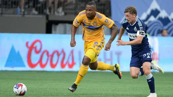 Los felinos quieren sentenciar la eliminatoria en frente de su afición.