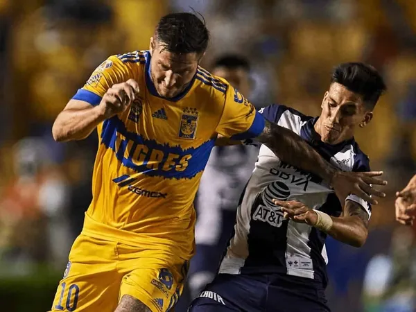 Los felinos y los Rayados se miden en un duelo de poder a poder.