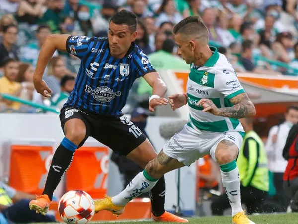 Los Guerreros reciben a los Gallos Blancos en un compromiso importante para ambos.