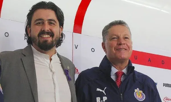 Los mandamases tienen sus posturas, que chocan por ahora.