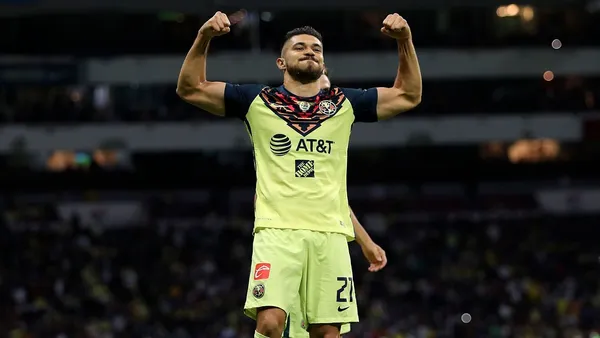 Los seguidores ya no aguantan las fallas del delantero.