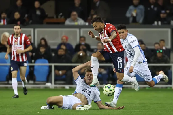 Los tapatíos no logran salir del mal momento ni en amistosos.