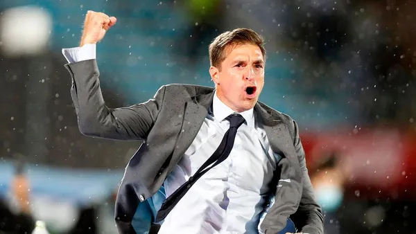 Los timoneles se han medido al país que les dio trabajo.