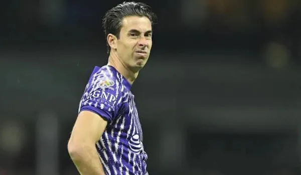 Luego de la derrota insólito ante Juárez, los hinchas volvieron a apuntar contra Óscar Jiménez por su bajo nivel.