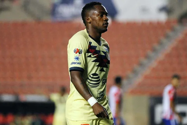 Luego del incidente con su esposa, finalmente América decide el futuro de Renato Ibarra