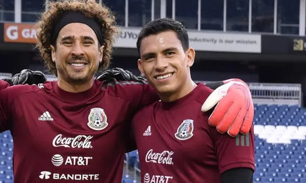 Luis Malagón ante Chivas, dejó ver sus errores en el área grande, en donde debe mejorar su recepción con manos y pies.